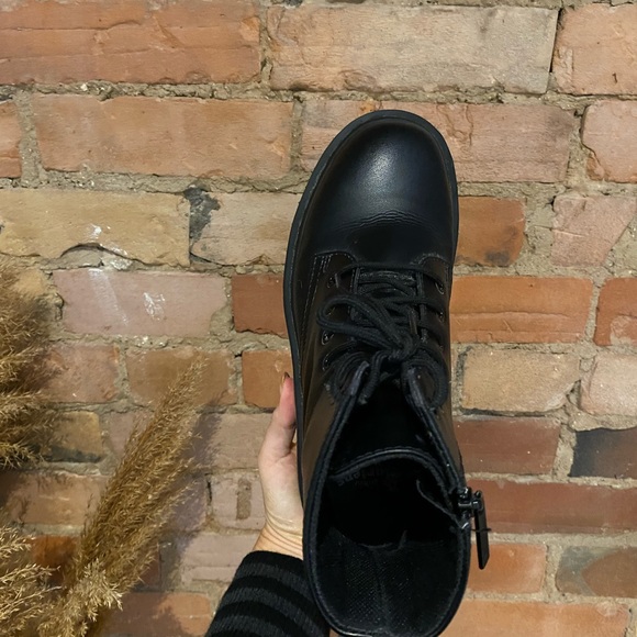 Black Vegan Jadon II Mono Boots - Picture 7 of 7